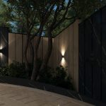 طراحی حیاط مدرن ساختمان مسکونی فرجام